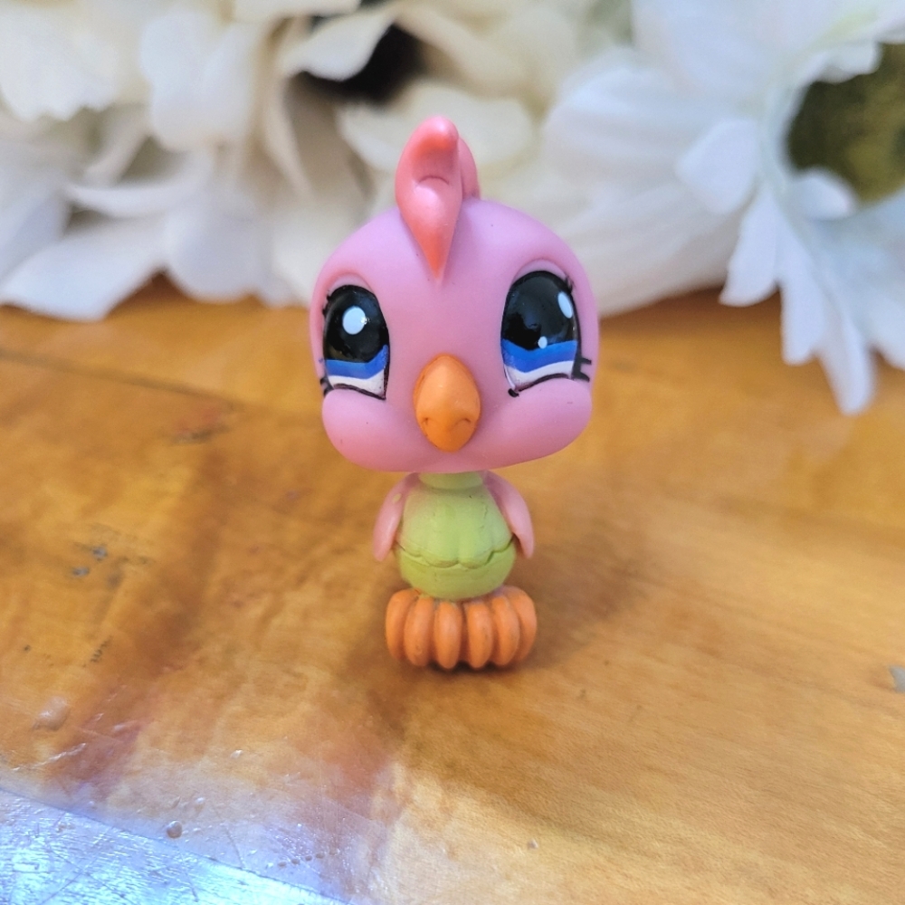 Littlest Pet Shop LPS #1219 Cockatoo Bird Pink Green Blue Eyes 2006